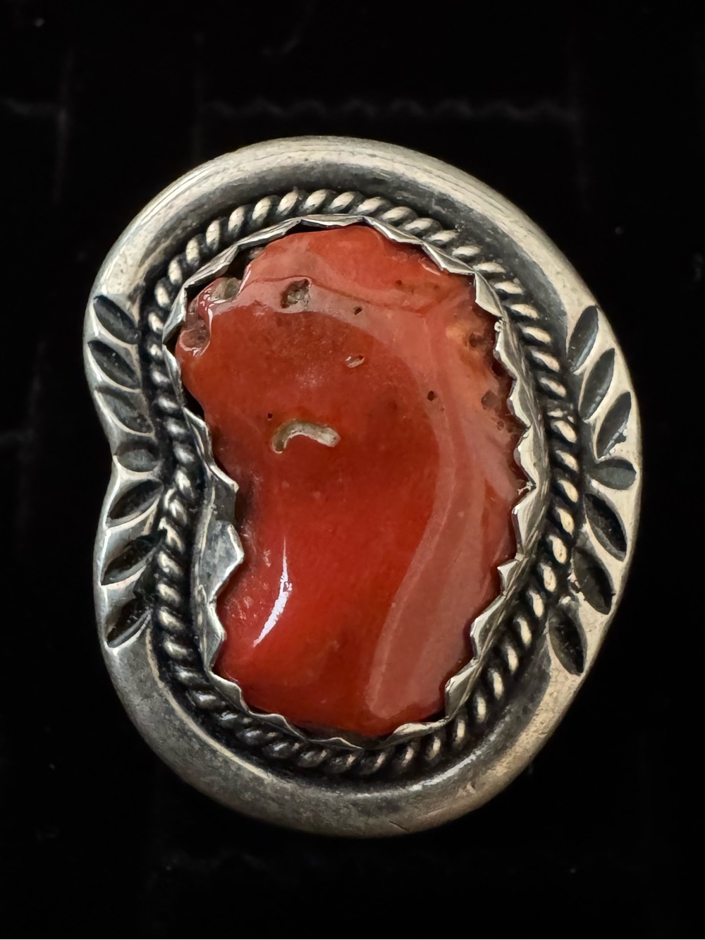 Sterling Silver genuine Red Coral Statement Ring. ‎ Native design. Stunning.